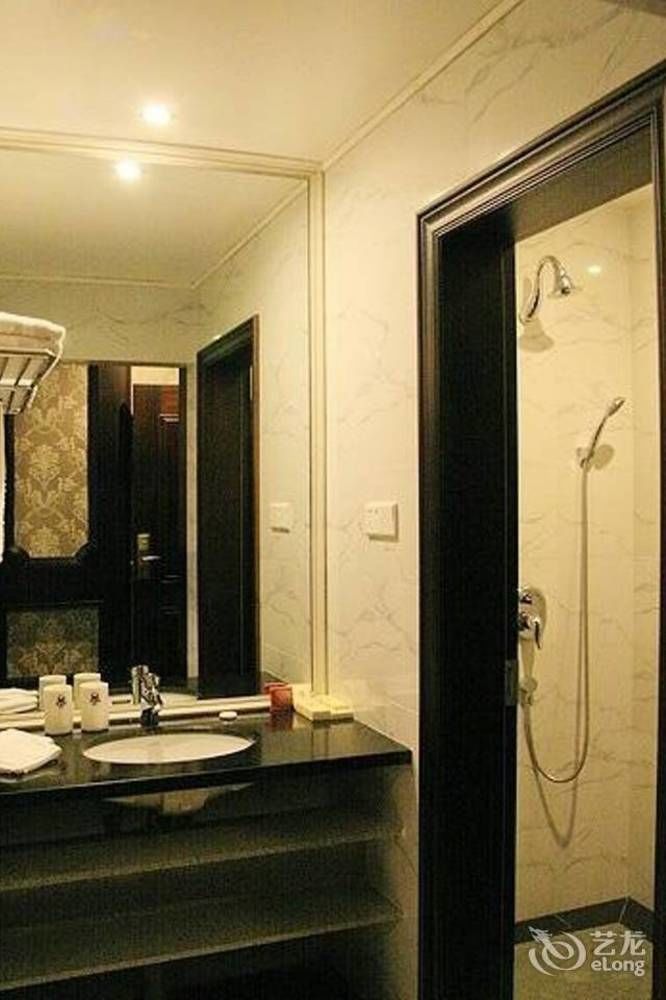 Big Apple Hotel Шанту Екстериор снимка